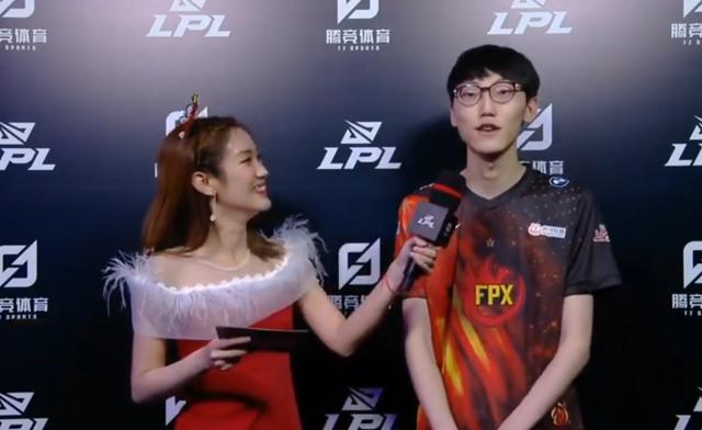 在球迷和市 在球迷和市